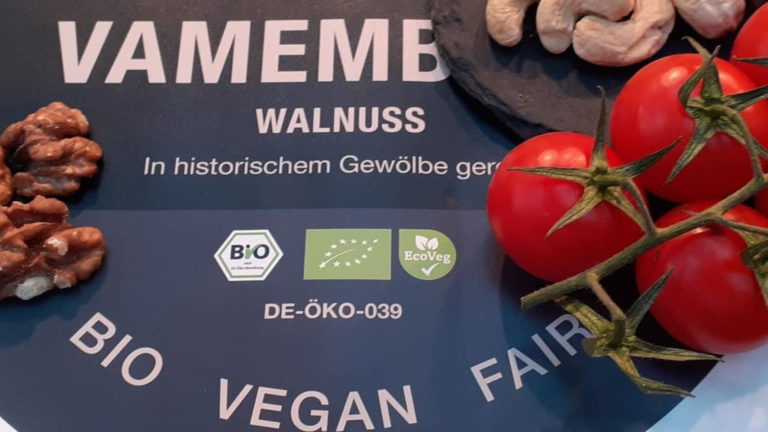 Veganer-bio-Käse-Naturhaus